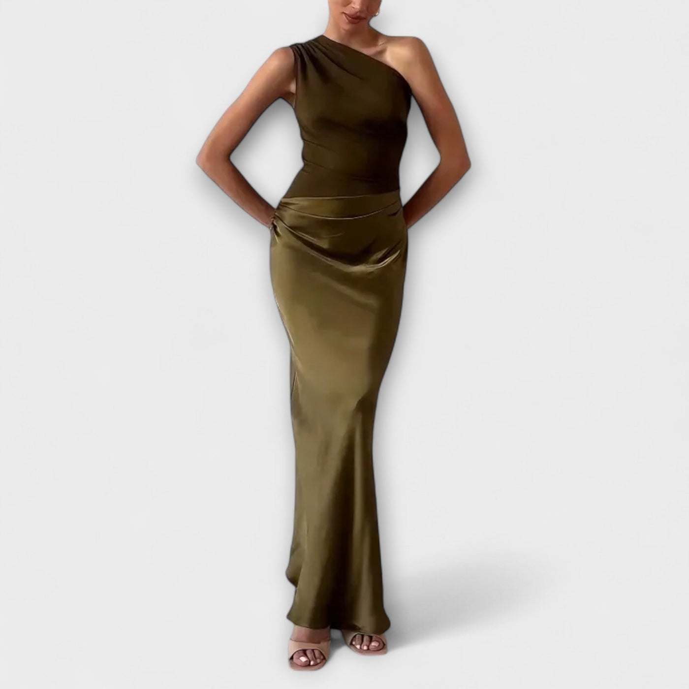Emilia | Elegancka sukienka maxi na jedno ramię z fałdami