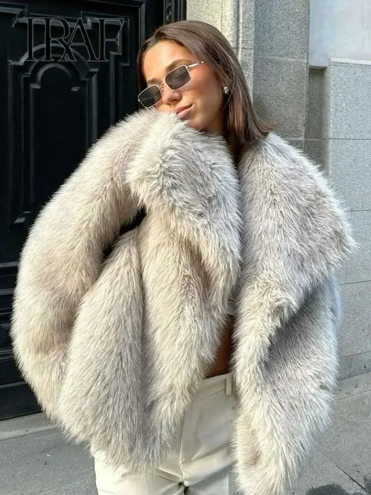 Alena | Elegancka kurtka futrzana