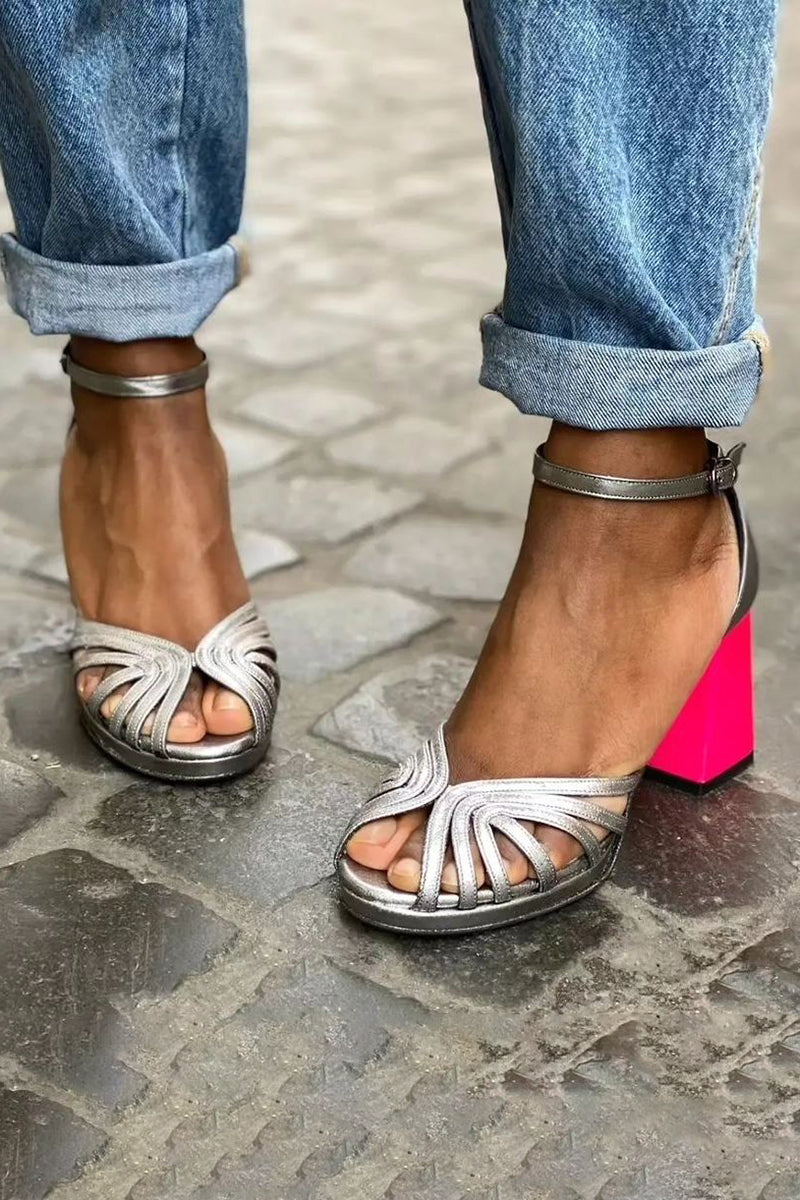 Naelle™ | Lśniące sandały na grubej eleganckiej szpilce