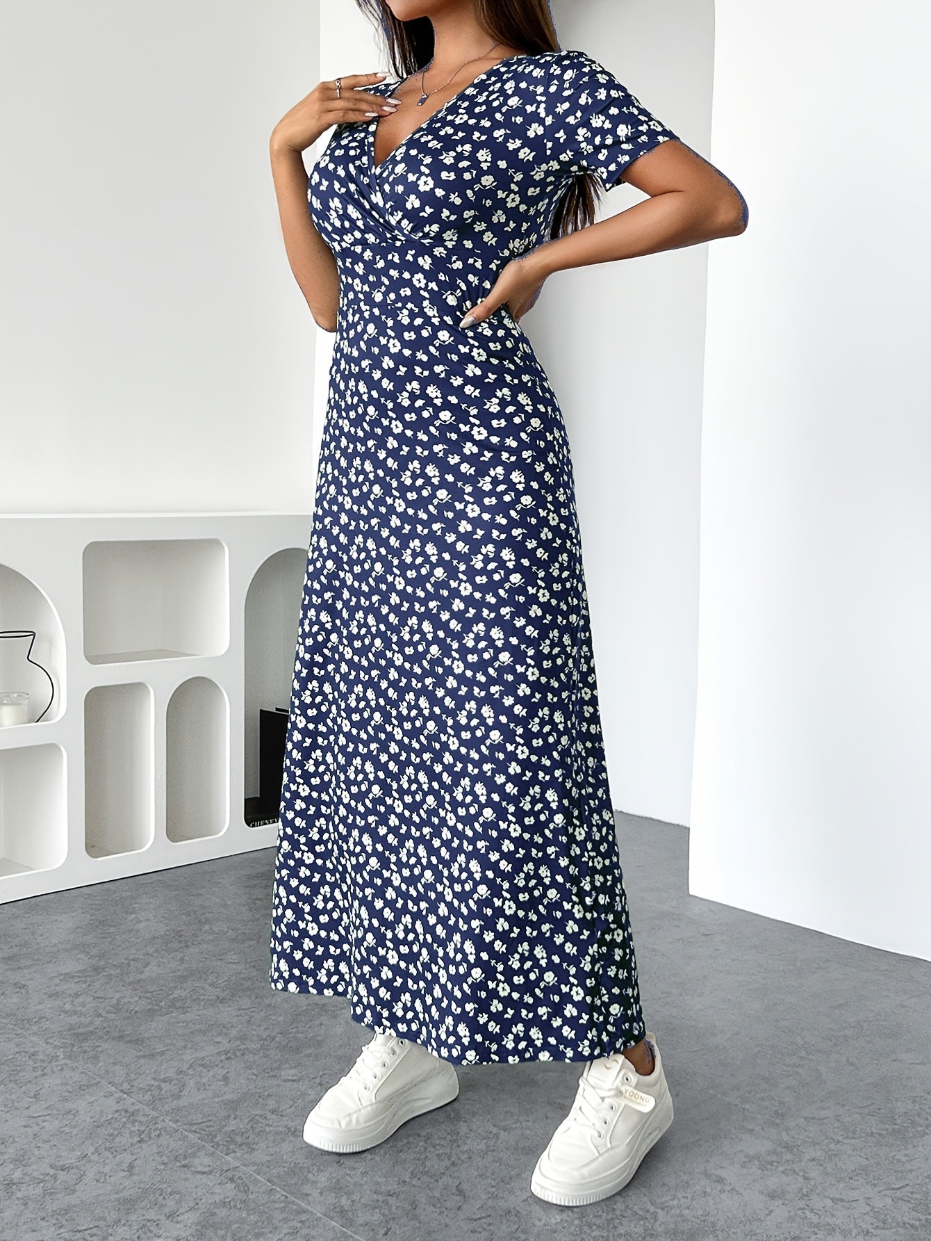 Sandra | Elegancka Sukienka Kwiatowa