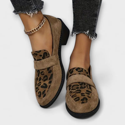 Karla - Eleganckie damskie buty w leopardzie wzory
